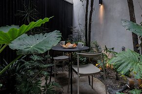Casa Calderon by Capitalia