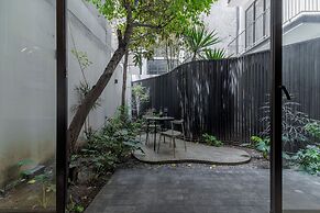 Casa Calderon by Capitalia