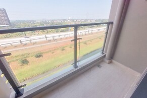 Comfort And Homey Studio At Sky House Bsd Apartment