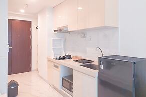 Comfort And Homey Studio At Sky House Bsd Apartment