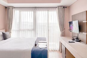Comfy And Homey Studio At Casa De Parco Apartment