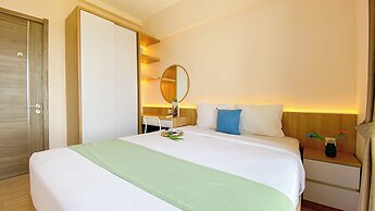 Relaxing And Strategic 2Br At Sky House Bsd Apartment