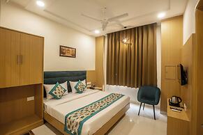 Hotel Triton Grand