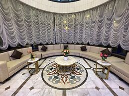 Luluah Al-Iman Hotel