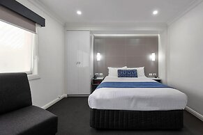 Bluegum Dubbo by Travellers