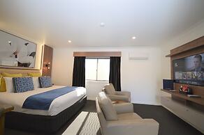 Bluegum Dubbo by Travellers