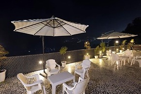 Hotel Rockland Residency