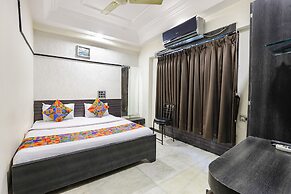 Fabhotel Apple Inn
