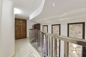 Fabhotel Dr Green'S