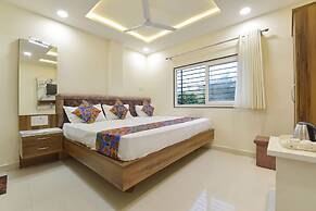 Fabhotel Dr Green'S