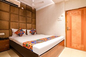 Fabhotel Marina