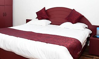 Fabhotel Eden Garden