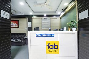 Fabhotel Tara Deluxe