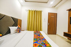 Fabhotel Solace Inn