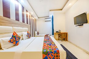 Fabhotel Aman Inn