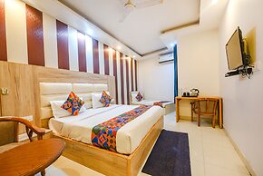 Fabhotel Aman Inn