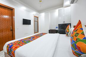 FabHotel The Cozy Cloud