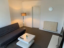 Seaside Retreat Sleeps 4 With Pets