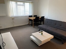 Seaside Retreat Sleeps 4 With Pets