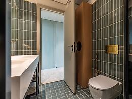 Executive Studio at Upside Living With Burj Views
