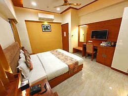 Hotel Opulence Inn
