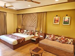 Hotel Opulence Inn