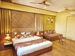 Hotel Opulence Inn