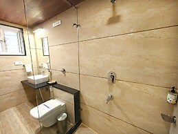 Hotel Opulence Inn