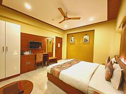 Hotel Opulence Inn