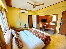 Hotel Opulence Inn