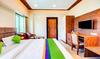 Hotel Opulence Inn