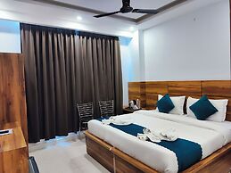 HOTEL VAIDIK GANGA