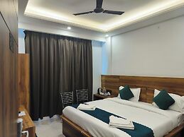 HOTEL VAIDIK GANGA