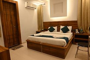 HOTEL VAIDIK GANGA