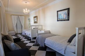 Orangesquare-4bedroom -4 Bathrooms-8 Guests