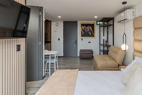 Epic Suites x Ahead