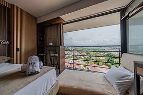 Epic Suites x Ahead