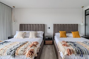 Epic Suites x Ahead