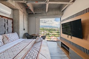 Epic Suites x Ahead