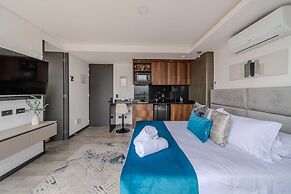 Epic Suites x Ahead