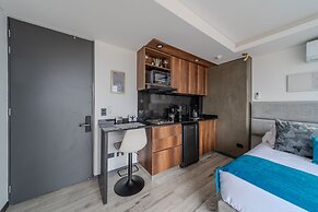 Epic Suites x Ahead