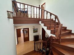 BnB Homes Luxurious Villa With 5 Bedrooms Pool