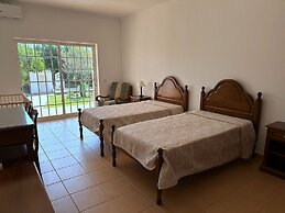 BnB Homes Luxurious Villa With 5 Bedrooms Pool