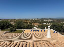 BnB Homes Luxurious Villa With 5 Bedrooms Pool