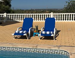 BnB Homes Luxurious Villa With 5 Bedrooms Pool