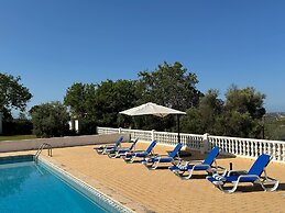 BnB Homes Luxurious Villa With 5 Bedrooms Pool