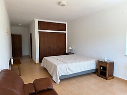 BnB Homes Luxurious Villa With 5 Bedrooms Pool