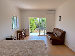 BnB Homes Luxurious Villa With 5 Bedrooms Pool