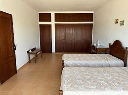 BnB Homes Luxurious Villa With 5 Bedrooms Pool