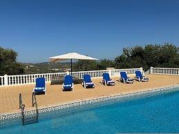 BnB Homes Luxurious Villa With 5 Bedrooms Pool